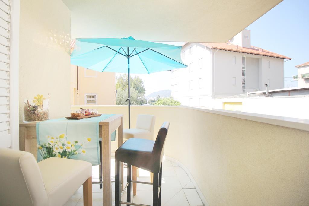 Apartment Marieta Split Bagian luar foto
